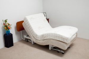 Los Angeles Supernal 5 high-low adjustable bed with natural organic latex mattress